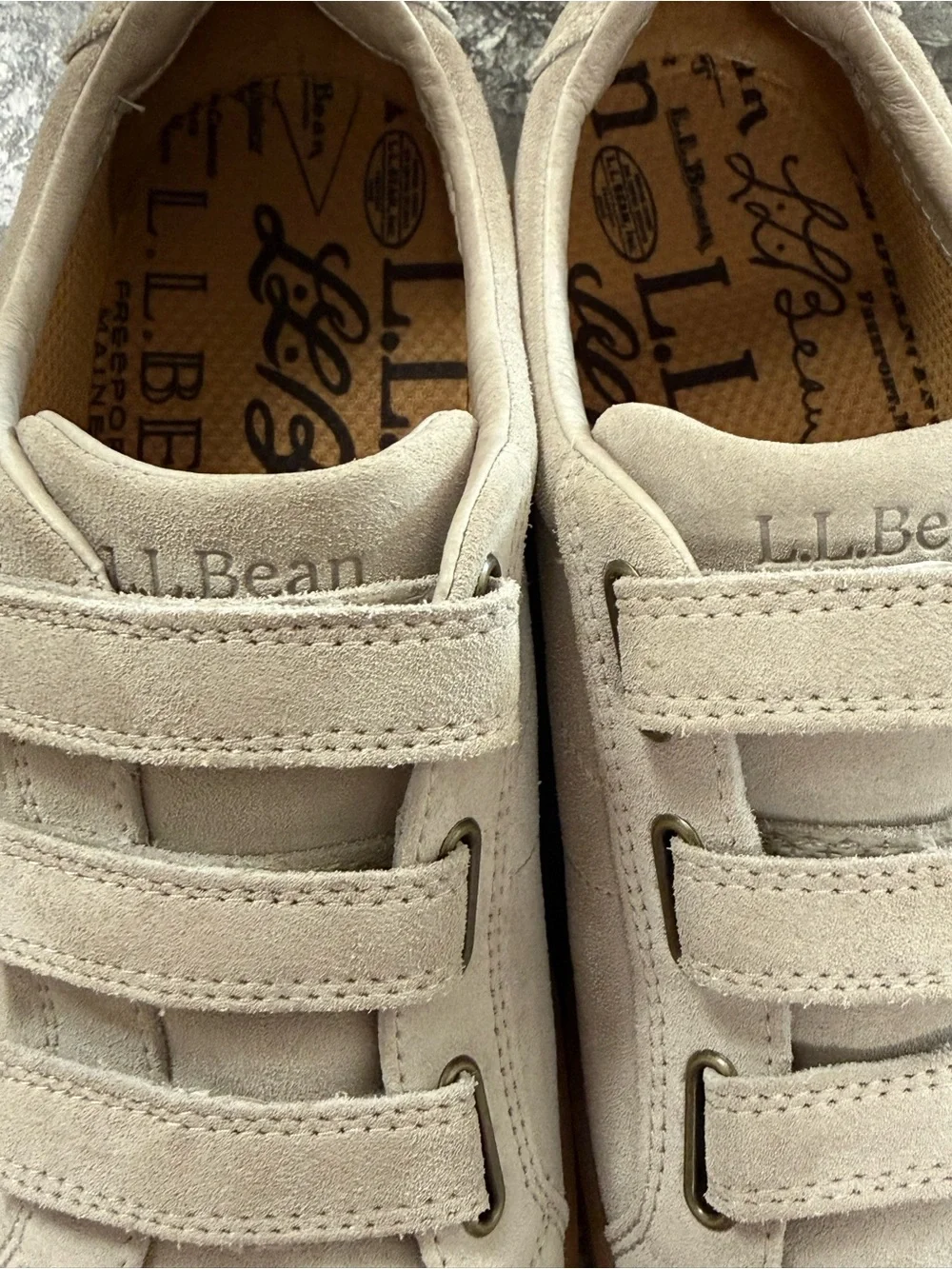 L.L. Bean Eco Bay Suede Triple Hook & Loop Sneakers Gum Sole Lt Gray Sz 10